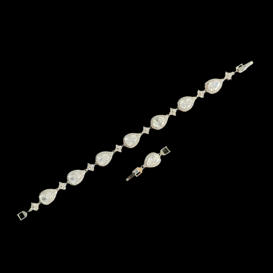 Star Teardrop Bracelet